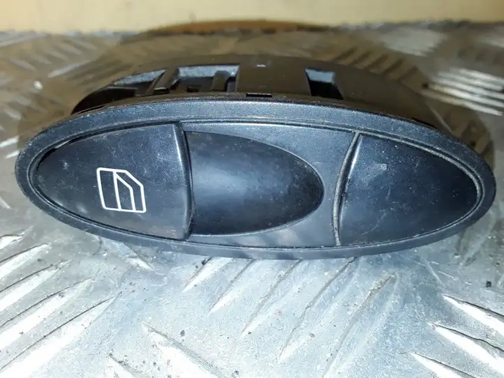 Mercedes-Benz E W211 (2002 - 2009) A2118219858 Блок кнопок стеклоподъемников — фото 1