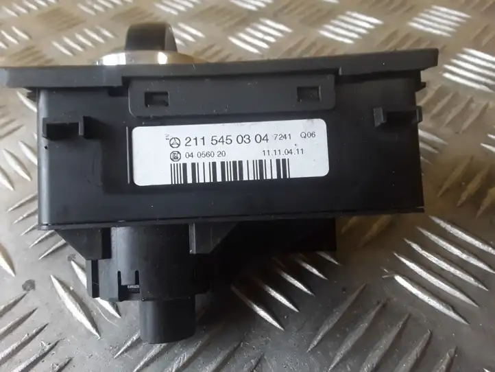 Mercedes-Benz E W211 (2002 - 2009) 2115450304 Включатель фонарей — фото 3