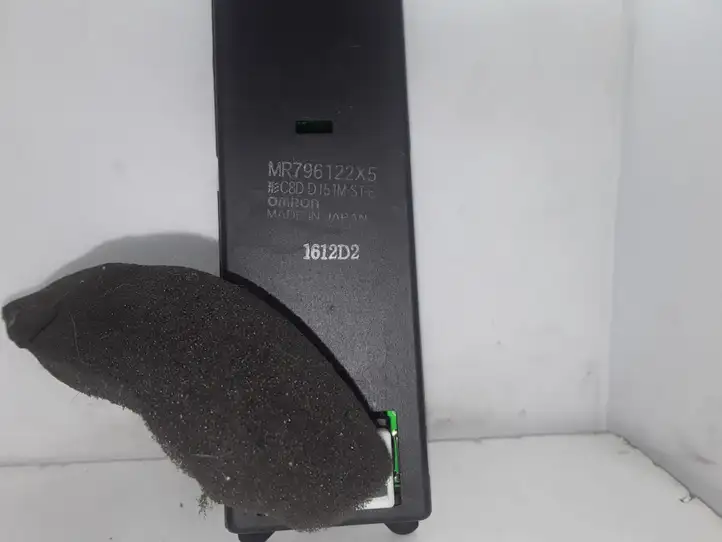 Mitsubishi Pajero Sport I (2004 - 2008) MR796122X5 Блок кнопок стеклоподъемников — фото 2