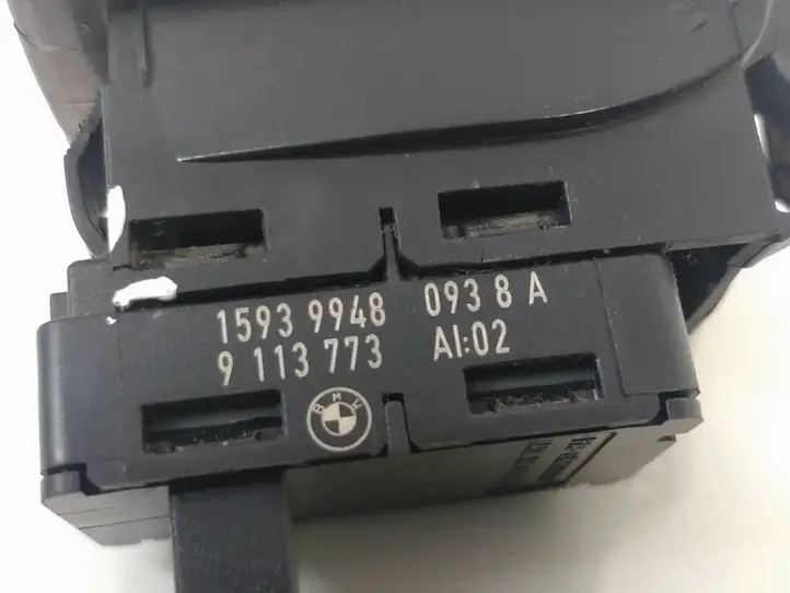 BMW 5 E60 E61 (2004 - 2010) 15939948 Кнопка стеклоподъемников — фото 6