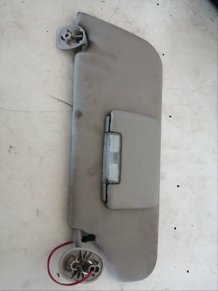 Jeep Cherokee (2001 - 2007) 55361230AA Солнцезащитный козырек — фото 3