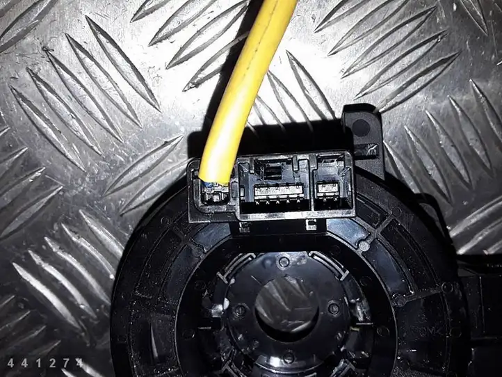 Toyota Auris 150 (2006 - 2012) X35T8341123 Контактное кольцо SRS — фото 4