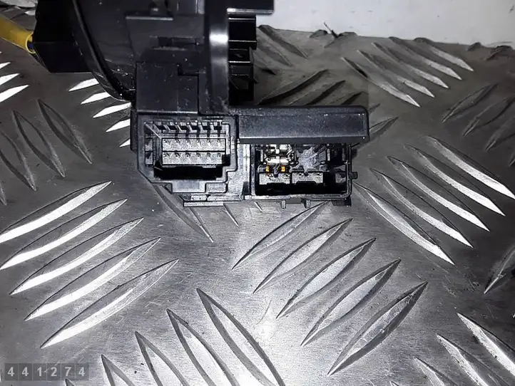 Toyota Auris 150 (2006 - 2012) X35T8341123 Контактное кольцо SRS — фото 5