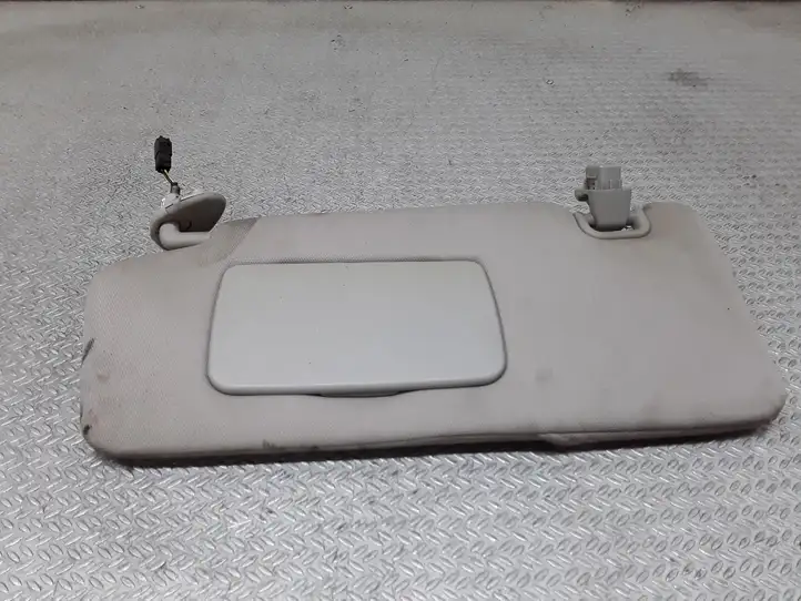 Subaru Outback (2007 - 2009) Солнцезащитный козырек — фото 1