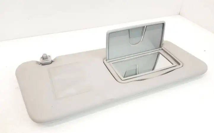 Suzuki Grand Vitara (2005 - 2008)   Щиток от солнца