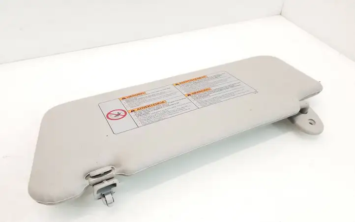 Suzuki Grand Vitara (2005 - 2008)   Щиток от солнца