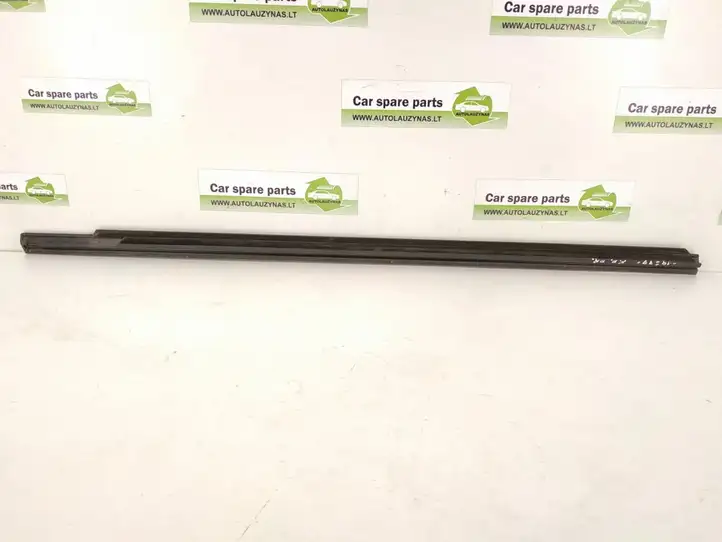 Mercedes-Benz E W212 (2009 - 2016)  DALISID1326 Отделка стекла передней двери