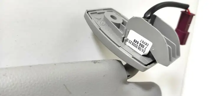BMW 5 E60 E61 (2004 - 2010) 7066649 Солнцезащитный козырек — фото 4
