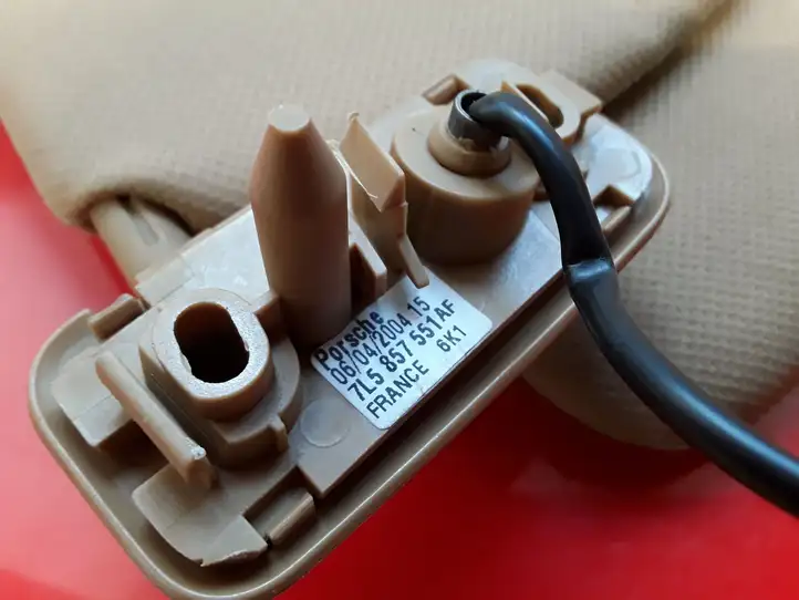 Porsche Cayenne (9PA) (2002 - 2010)  7L5857551AF Щиток от солнца