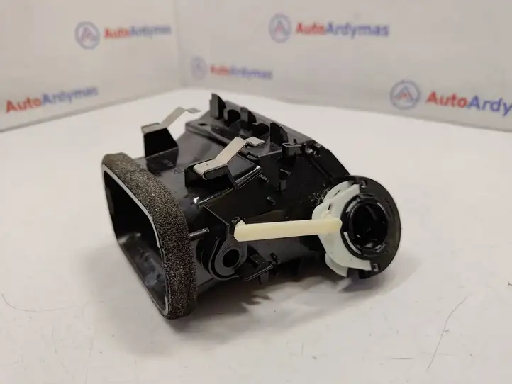 BMW 2 F22 F23 (2013 - 2017) 9205356 Боковой воздушный дефлектор — фото 2