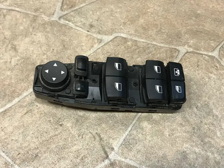 BMW 7 F01 (2008 - 2016) 9241918 Блок кнопок стеклоподъемников — фото 6
