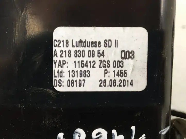 Mercedes-Benz CLS C218,X218 (2011 - 2017) DALISID793 Боковой воздушный дефлектор — фото 7