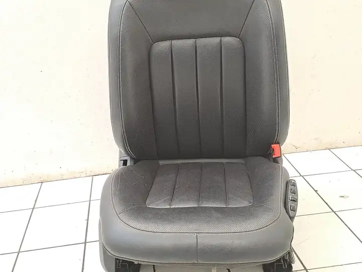 Mercedes-Benz CLS C218,X218 (2011 - 2017) 2128603502 Комплект салона — фото 10
