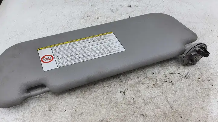 Toyota Yaris (2005 - 2009) Солнцезащитный козырек — фото 3