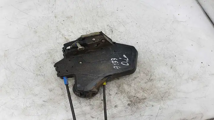 Toyota Corolla Verso E121 (2004 - 2007) Замок задней двери — фото 3