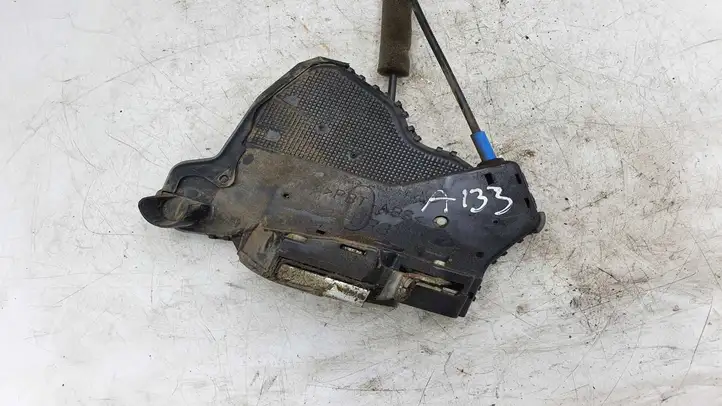 Toyota Corolla Verso E121 (2004 - 2007) Замок задней двери — фото 3