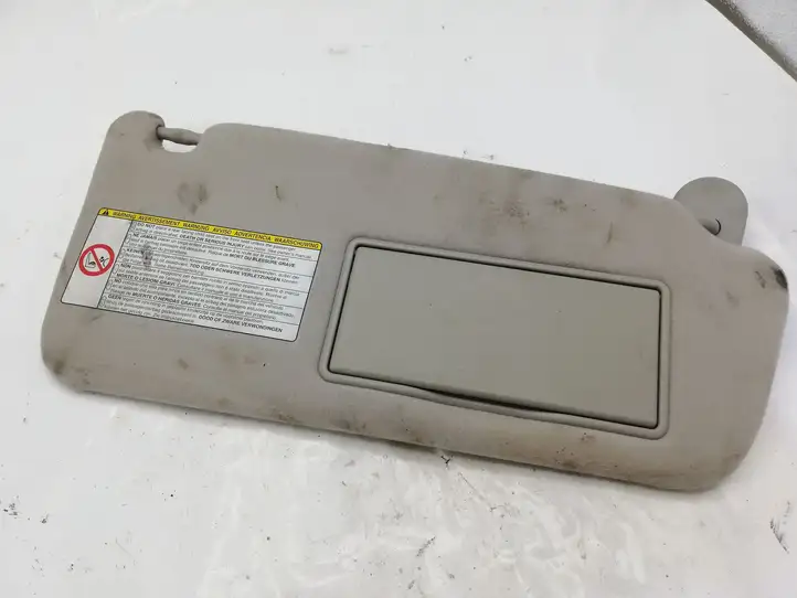 Toyota Corolla Verso E121 (2004 - 2007) Солнцезащитный козырек — фото 2