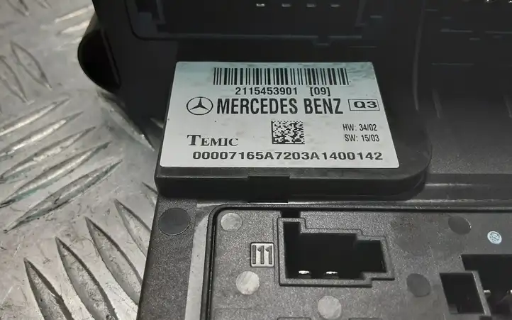 Mercedes-Benz E W211 (2002 - 2009) 2115453901 Модуль комфорта — фото 5