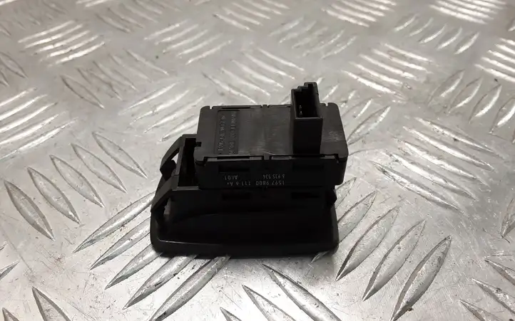 BMW 3 E90 E91 (2005 - 2012) 6935534 Кнопка стеклоподъемников — фото 3
