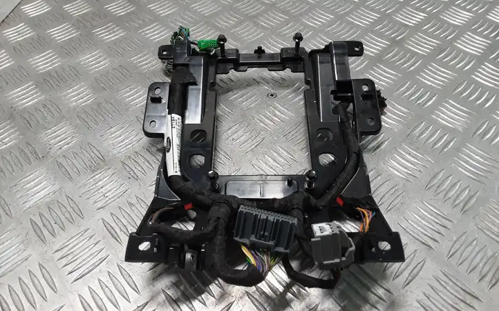 Land Rover Range Rover Evoque L538 (2015 - 2018) HJ3214K042BB Другая деталь консоли (туннеля) — фото 1