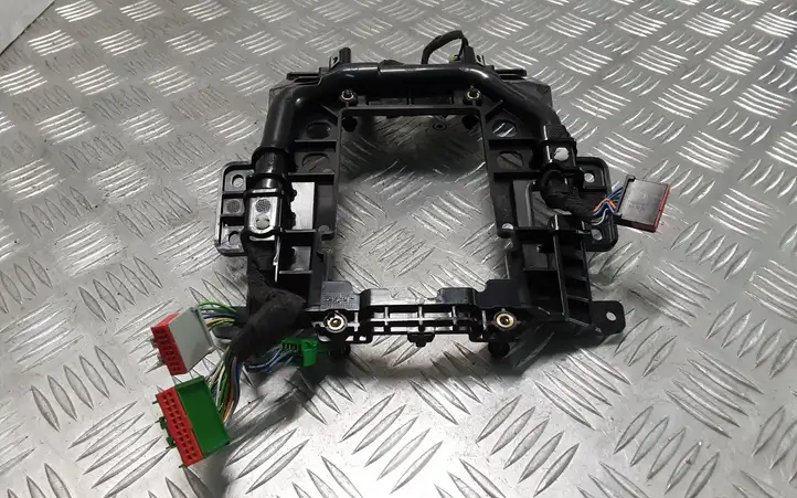 Land Rover Range Rover Evoque L538 (2015 - 2018) HJ3214K042BB Другая деталь консоли (туннеля) — фото 3