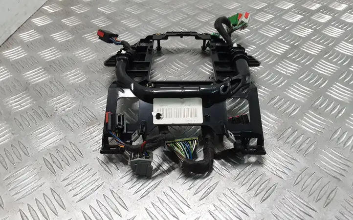 Land Rover Range Rover Evoque L538 (2015 - 2018) HJ3214K042BB Другая деталь консоли (туннеля) — фото 4