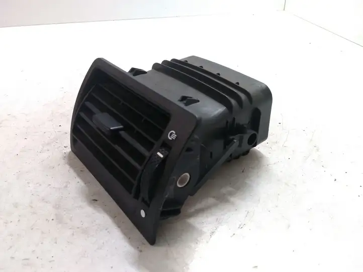 Ford Mondeo Mk III (2000 - 2007) 1S7HA018B09ACW Боковой воздушный дефлектор — фото 2