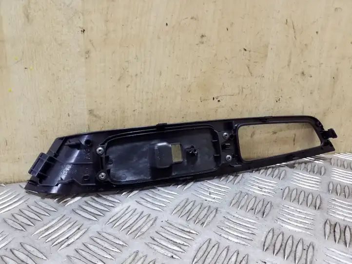 Volvo S60 (2010 - 2013) 9123968 Накладка кнопки стеклоподъемника — фото 3