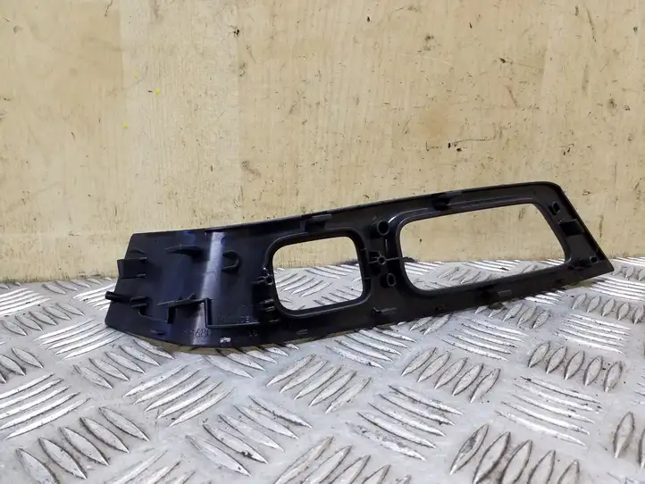 Volvo S60 (2010 - 2013) 3986809 Накладка кнопки стеклоподъемника — фото 3