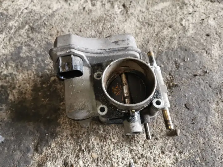 Opel Astra G (1998 - 2004) 25177983 Дроссельная заслонка — фото 1