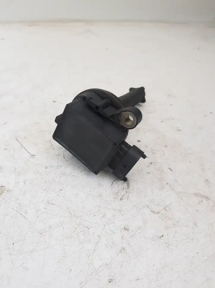 Volvo XC70 (2000 - 2004) 1220703014 Катушка зажигания — фото 2