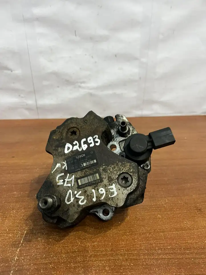 BMW X5 E70 (2006 - 2013) 7798333 Топливный насос (в баке) — фото 2