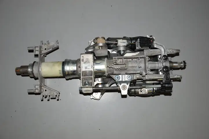 BMW 7 F01 (2008 - 2016) 6787926 Комплект оси рулевого колеса — фото 1
