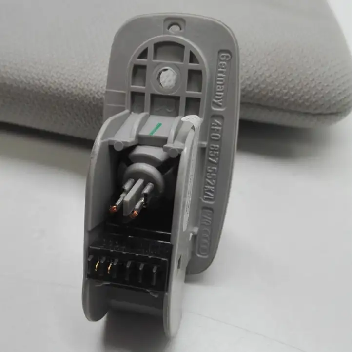 Audi A6 S6 C6 4F (2004 - 2008) 4F0857552K Солнцезащитный козырек — фото 2