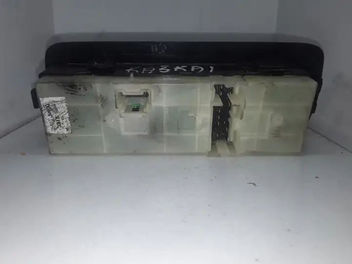 Nissan Qashqai (2006 - 2010) 25401JD000 Блок кнопок стеклоподъемников — фото 2