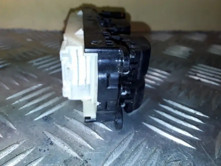 Lexus RX 300 (2003 - 2006) 8404048091 Кнопка стеклоподъемников — фото 3
