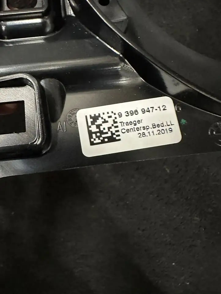 BMW 5 G30 G31 (2016 - ) 9396947 Рамка центрального динамика — фото 3