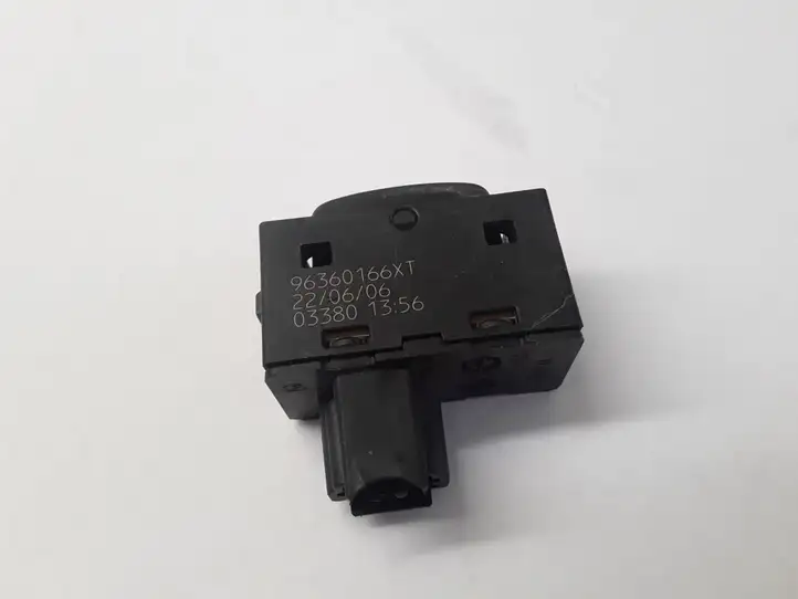Peugeot 407 (2004 - 2011) 96360166XT Кнопка стеклоподъемников — фото 3