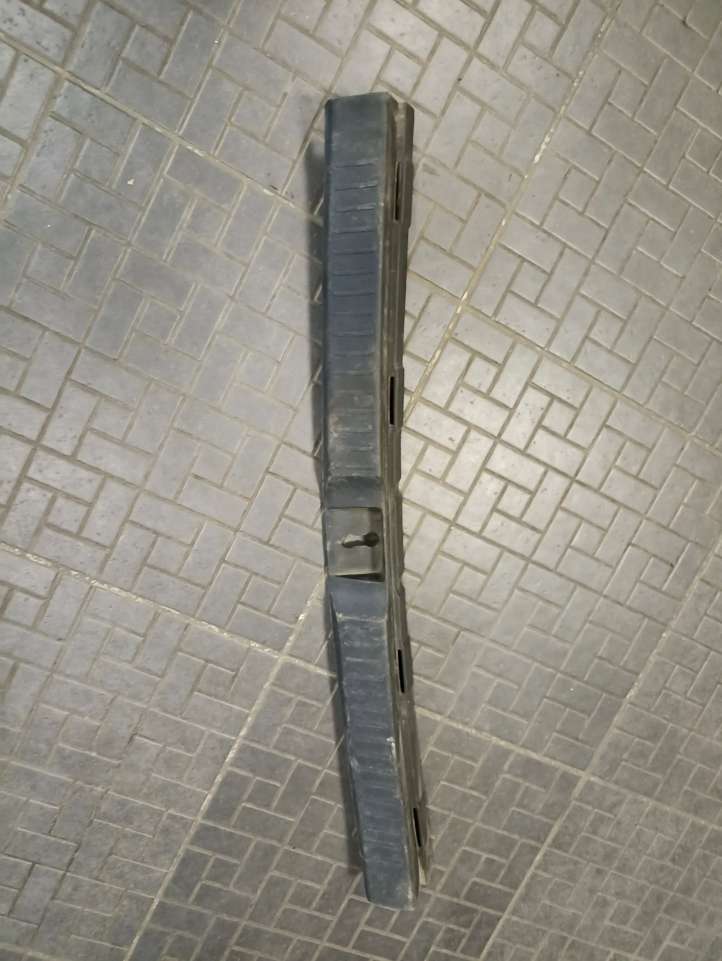 Toyota Corolla Verso AR10 (2004 - 2009)  647160F010 Отделка порога багажника
