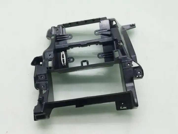 Volkswagen Transporter-Caravelle (2009 - 2015)  7H2857273D Другая деталь панели