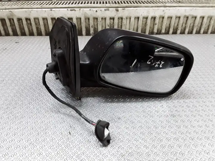 Toyota Corolla E120 E130 (2000 - 2004) E11015440 Боковое зеркало с электроприводом — фото 1