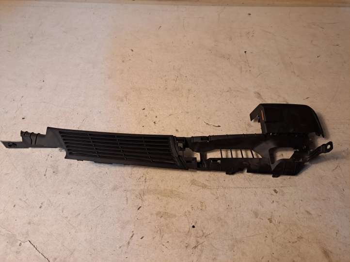 7050356 BMW 5 E60 E61 Kita bagažinės apdailos detalė