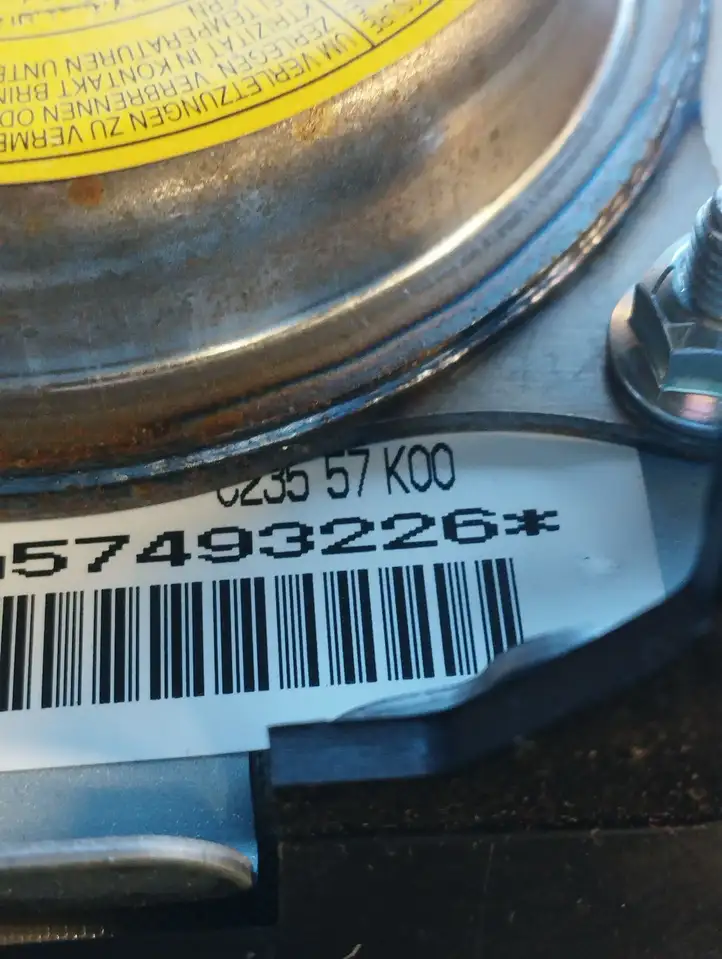 Mazda 5 (2005 - 2010) C23557K00 Подушка безопасности руля — фото 3