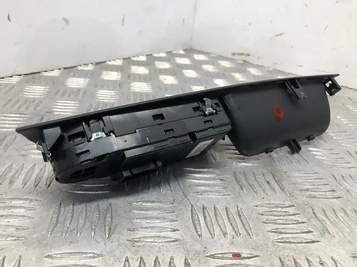 BMW X6 E71 (2008 - 2014) 9122120 Кнопка стеклоподъемников — фото 4