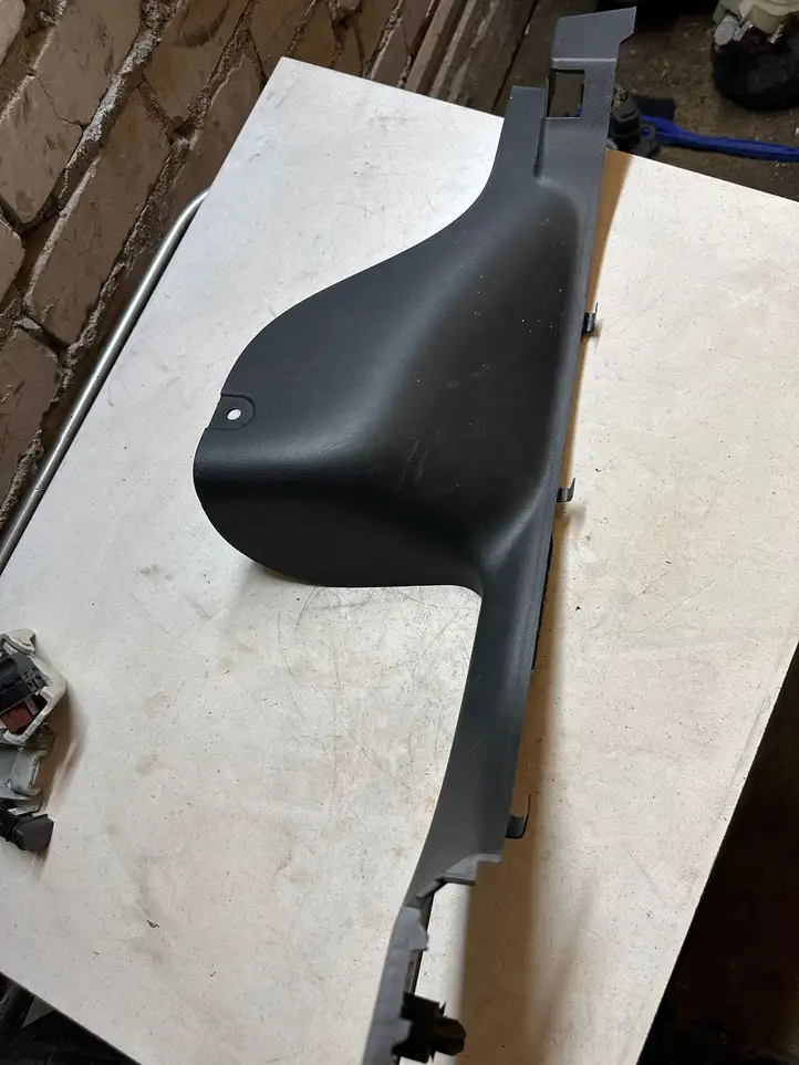 Renault Captur (2013 - 2020) 769545773R Внутренняя отделка заднего порога — фото 1