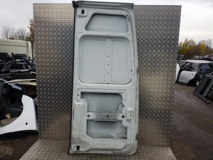 Nissan NV400 (2012 - 2020) Багажная дверь — фото 6