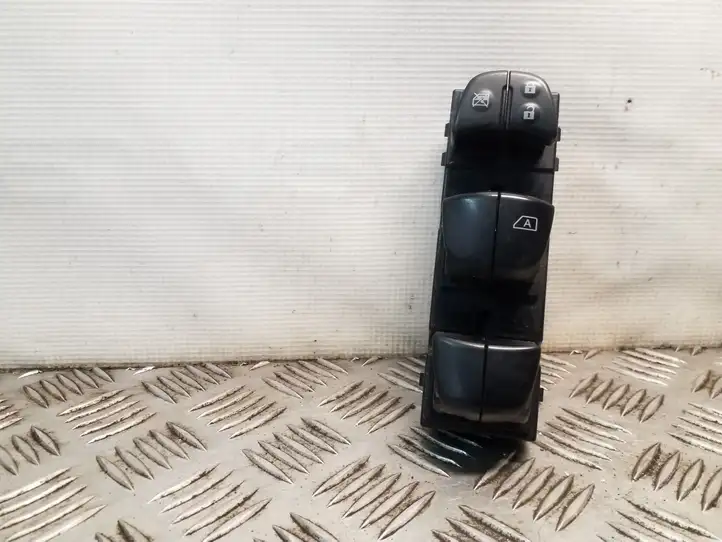 Nissan Juke I F15 (2010 - 2018) 254011KK0A Блок кнопок стеклоподъемников — фото 1