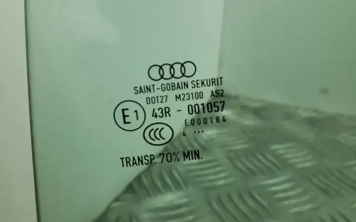 Audi A3/S3 8V (2012 - 2016) Стекло задней двери — фото 4