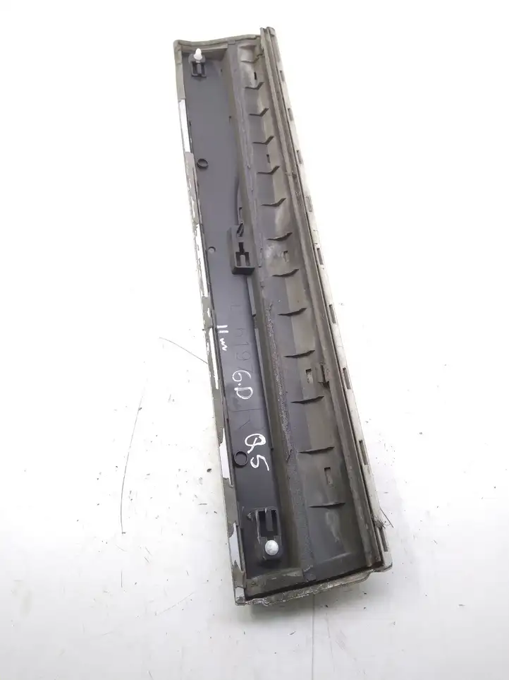 Audi Q5 SQ5 (2008 - 2012) 8R0853970 Молдинги задней двери — фото 2