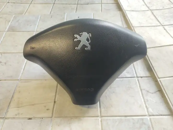 Peugeot 307 CC (2001 - 2005) 96345028ZR Подушка безопасности руля — фото 1